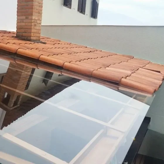 Cobertura de Vidro com Vedação Contra Infiltrações — Fixa 1
