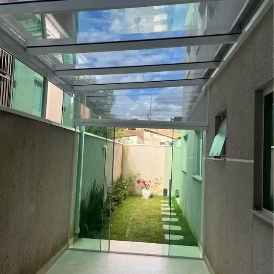 Cobertura de Vidro Fumê — Instalação 5