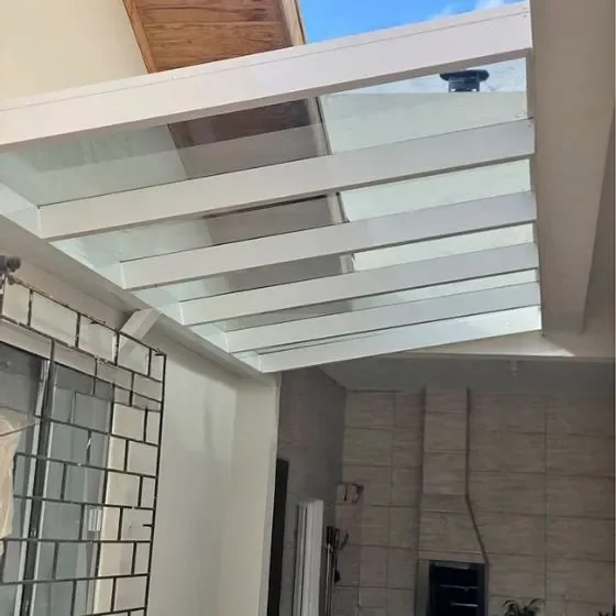 Cobertura de Vidro Fumê — Instalação 6