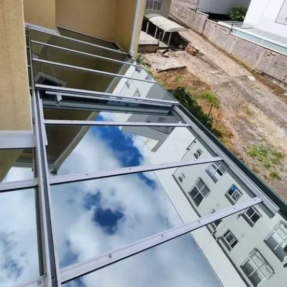 Cobertura de Vidro Bronze — Instalação 8