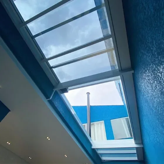 Cobertura Retrátil de Vidro — Instalação 9